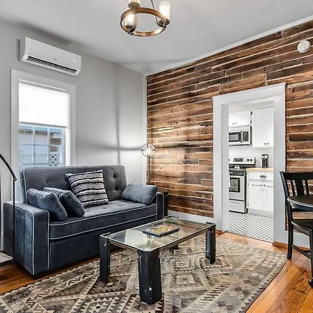McKenize Guest House: Travis Suite 1 BD, 1BA Marble Falls Exterior foto
