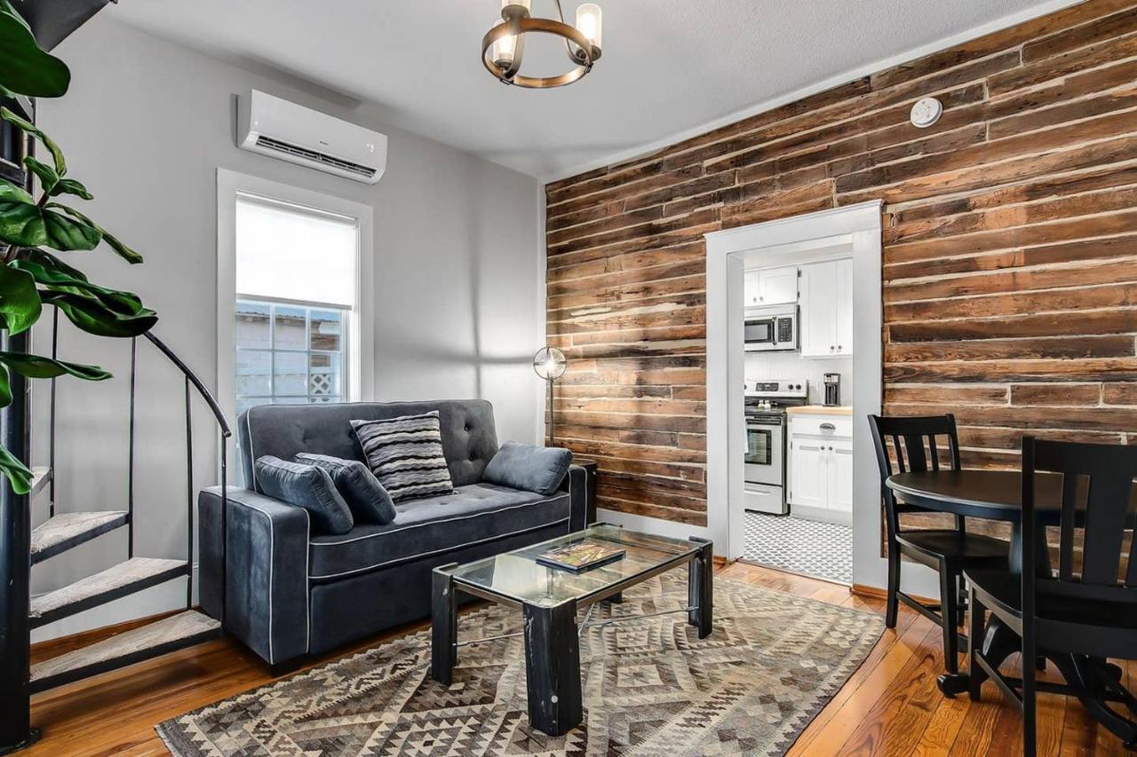 McKenize Guest House: Travis Suite 1 BD, 1BA Marble Falls Exterior foto
